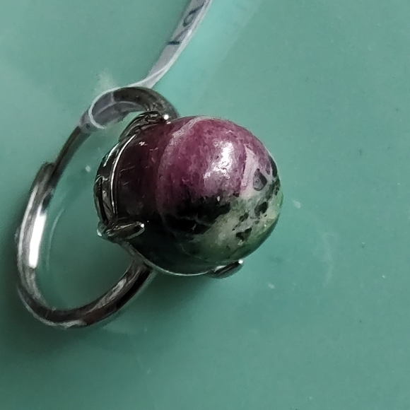 Ruby in Zoisite Ring - Picture 2 of 8